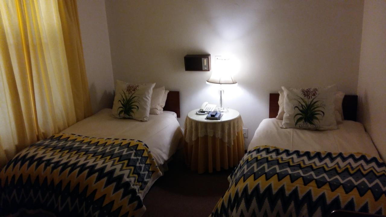 Albertinia Hotel Exterior photo